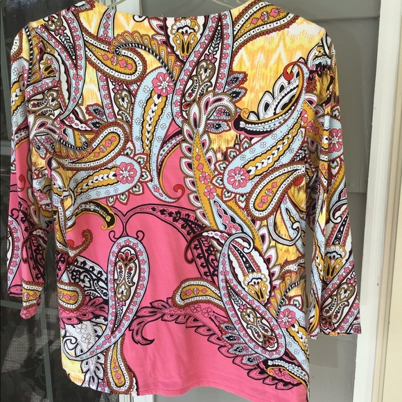 Woman top Chico’s top medium size 8 in ladies beautiful spring colors - Picture 3 of 16